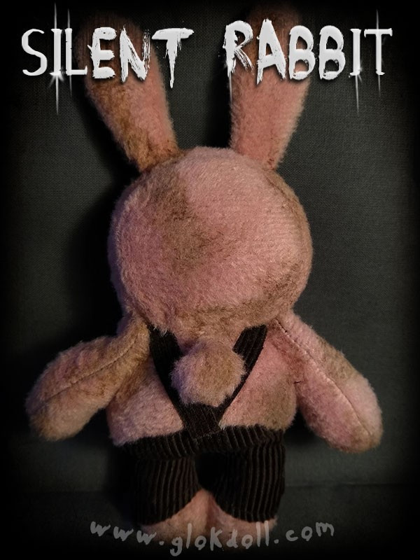 Silent Rabbit vous observe... GLOKdoll
