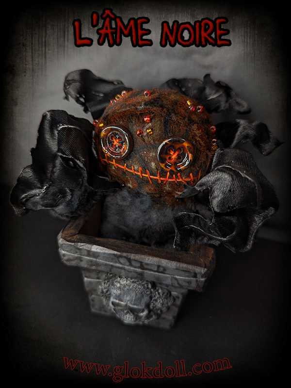 L'âme noire, fleur brûlée - GLOKdoll